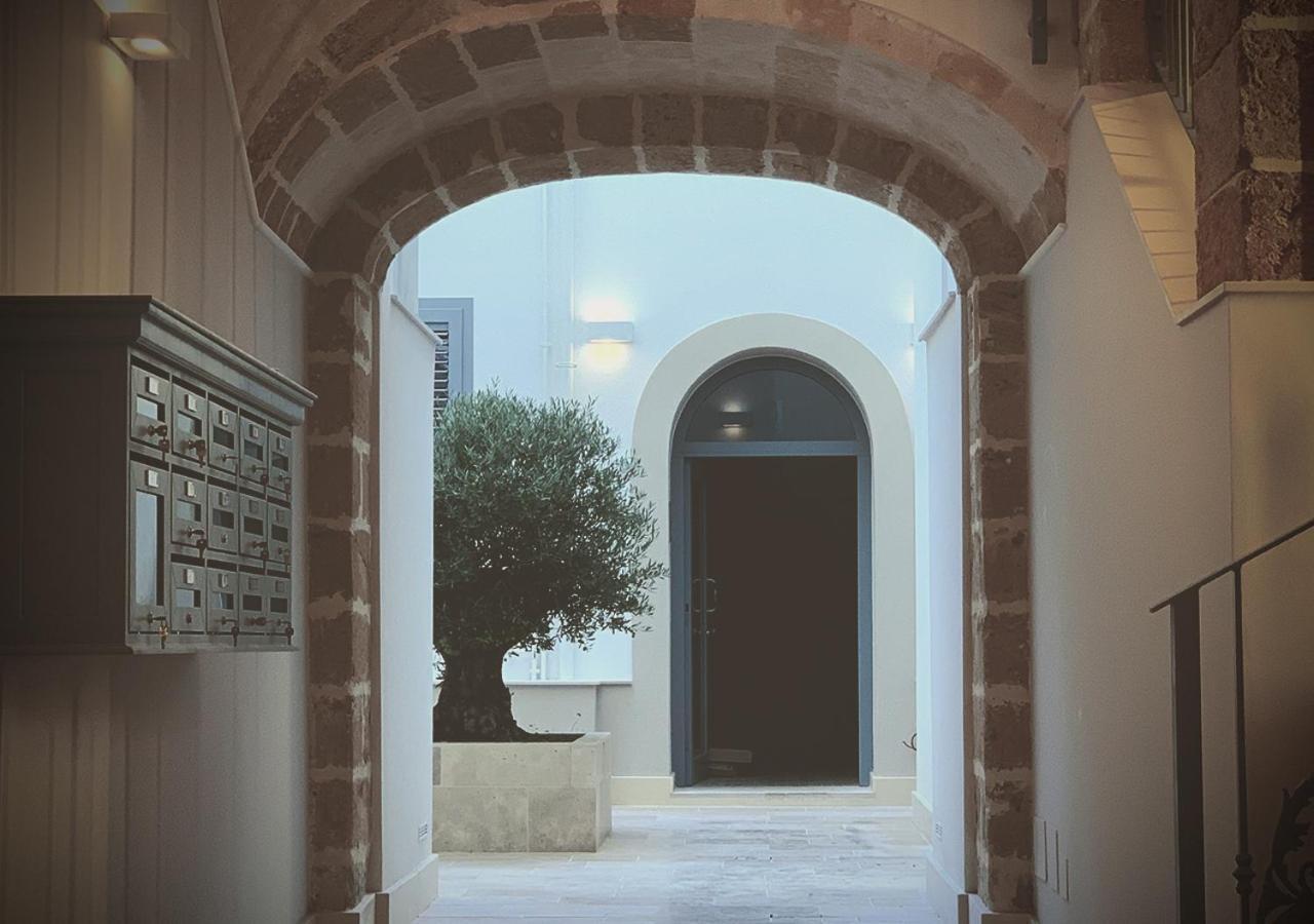 Satyria Apartments Taranto Exterior photo