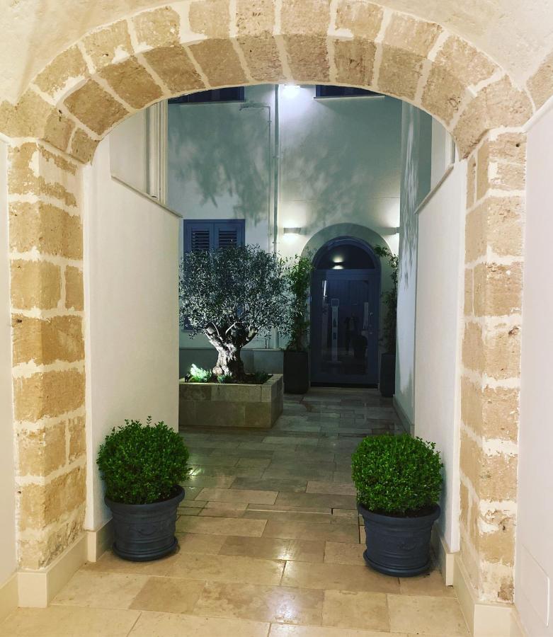 Satyria Apartments Taranto Exterior photo